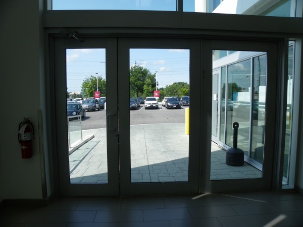 Barrie Volkswagen glass door system